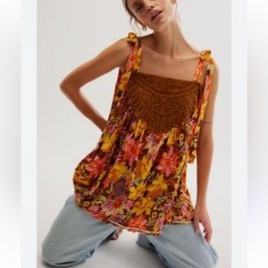 NWOT Free People Bali Moroccan Flowers Tunic